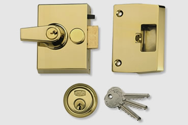 Nightlatch installation by Wembley master locksmith